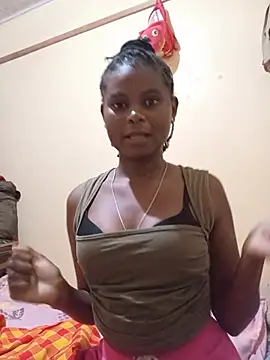 Mina-Aurora online show from June 25, 2026, 5:28 pm