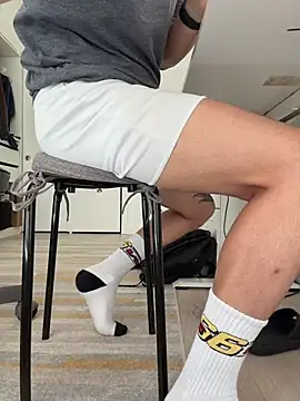luk23slut online show from July 9, 2026, 4:33 pm