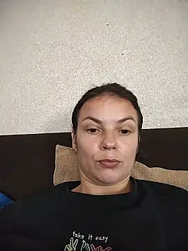 Roxi07972 online show from June 30, 2026, 4:13 am