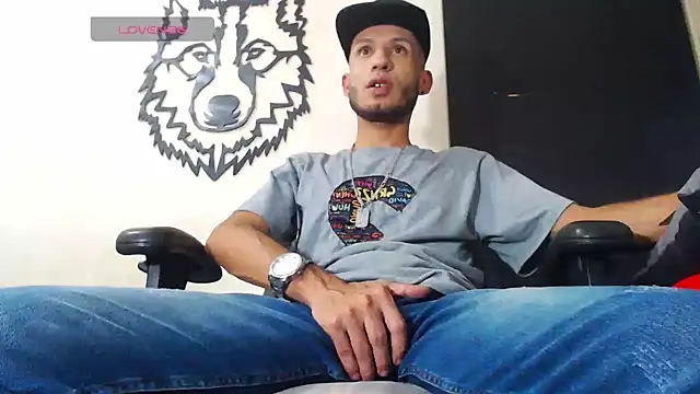 WOLFMONSTERDICK online show from March 20, 2025, 1:35 am