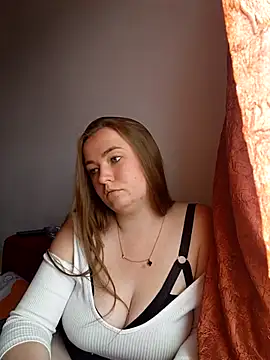 Snapshot of Amor_Fatii chatting on July 22, 2026, 11:24 am Amor Fatii online show from July 22, 2026, 11:24 am