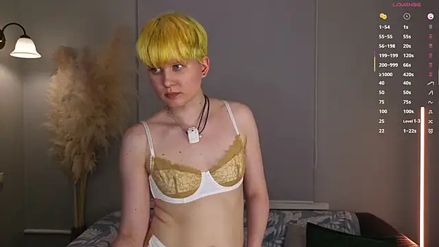 CherrryMuse online show from July 6, 2026, 3:03 pm