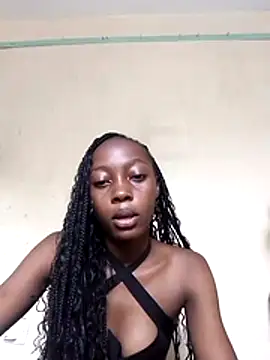 prettyellahm online show from July 15, 2026, 12:54 pm