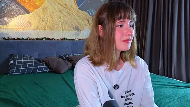 RubyCrystel online show from July 4, 2026, 11:44 pm