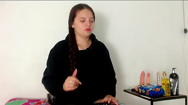 angelanoir18 online show from July 9, 2026, 1:15 pm