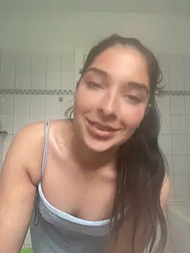 Laura nx online show from July 3, 2026, 11:49 am