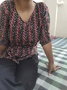 Snapshot of Avni_singh_ chatting on July 3, 2026, 10:10 am Avni singh online show from July 3, 2026, 10:10 am