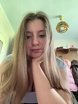 Eliza4121 online show from July 4, 2026, 5:57 am