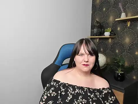 ClaraSoftXo online show from July 7, 2026, 7:23 am