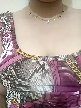 YourSchika online show from July 6, 2026, 8:44 pm