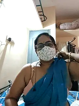 Luckybb-36 online show from July 6, 2026, 5:26 pm