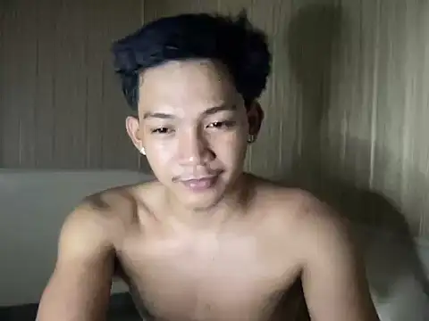 YourcumBoy77 online show from July 8, 2026, 12:53 pm