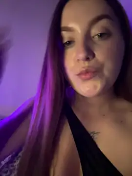 Kissss2424 online show from July 3, 2026, 11:22 pm