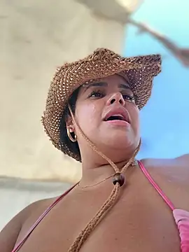 AliceStarshine online show from December 16, 2025, 6:24 pm