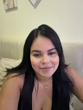 AliceStarshine online show from June 8, 2026, 2:23 am