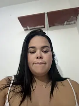AliceStarshine online show from July 6, 2026, 3:14 am