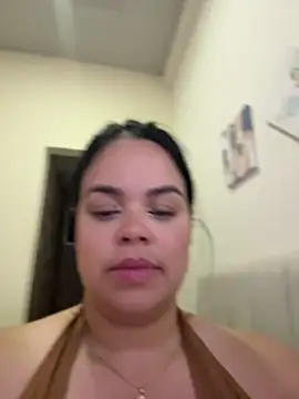 AliceStarshine online show from August 3, 2026, 5:17 am