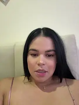 AliceStarshine online show from August 9, 2026, 1:51 am