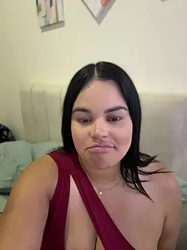 AliceStarshine online show from August 9, 2026, 3:23 am