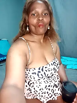 Darkberry124 online show from July 19, 2026, 7:50 pm