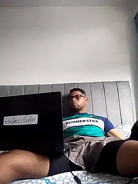 Snapshot of Andres_firefox chatting on July 5, 2026, 8:38 pm Andres firefox online show from July 5, 2026, 8:38 pm