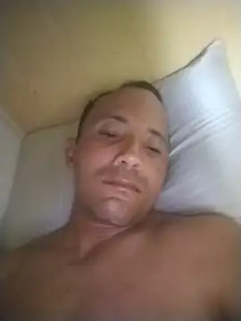 Snapshot of Elcauss chatting on July 5, 2026, 6:15 pm Elcauss online show from July 5, 2026, 6:15 pm