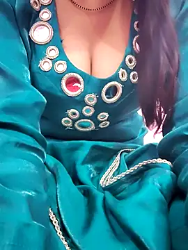 Snapshot of usha__004 chatting on July 12, 2026, 6:04 am usha 004 online show from July 12, 2026, 6:04 am