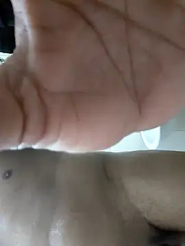 Snapshot of G0rdin_ chatting on July 7, 2026, 11:42 pm G0rdin online show from July 7, 2026, 11:42 pm