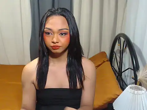 Snapshot of Naughty_Samara chatting on July 10, 2026, 2:30 pm Naughty Samara online show from July 10, 2026, 2:30 pm