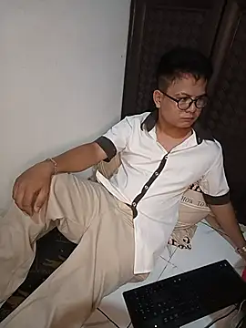 Cedrick68 online show from July 7, 2026, 3:49 pm