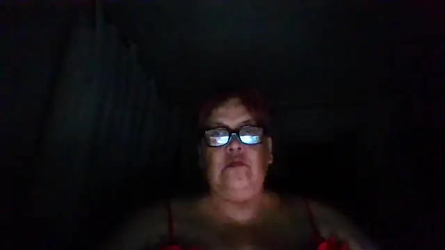 Milfcerda online show from June 24, 2026, 7:51 am