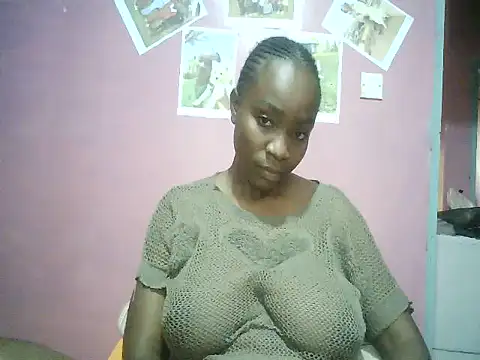 aliciacake5 online show from July 21, 2026, 1:13 pm