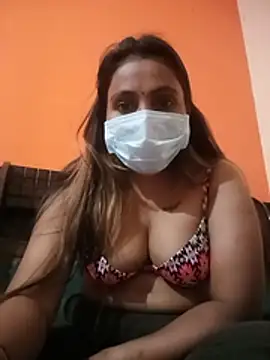 Snapshot of sana_khan chatting on July 25, 2026, 6:38 pm sana khan online show from July 25, 2026, 6:38 pm
