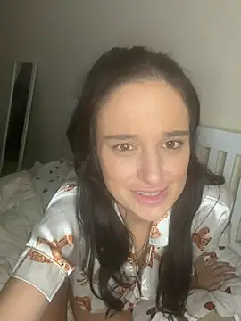 EnglishRoxy online show from July 17, 2026, 12:39 am