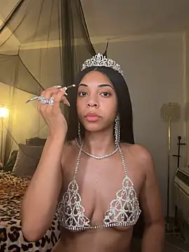 Carameld0ll online show from July 22, 2026, 2:25 am