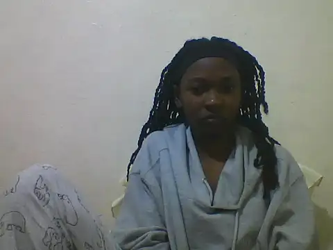 cutebrownny online show from July 10, 2026, 8:33 pm