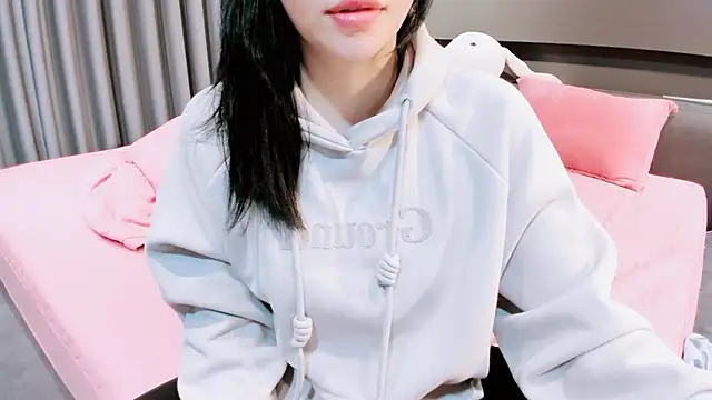 Snapshot of SungkyunnKwan chatting on January 22, 2025, 11:12 am SungkyunnKwan online show from January 22, 2025, 11:12 am