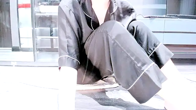 Snapshot of SungkyunnKwan chatting on February 25, 2025, 11:08 am SungkyunnKwan online show from February 25, 2025, 11:08 am