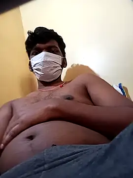 midnight desire guy online show from July 17, 2026, 6:35 pm