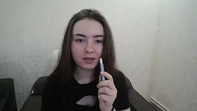 Snapshot of LoriBlack chatting on July 17, 2026, 3:18 pm LoriBlack online show from July 17, 2026, 3:18 pm