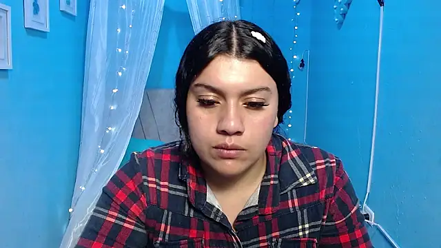 Snapshot of Solveig_roisin chatting on July 16, 2026, 1:06 pm Solveig roisin online show from July 16, 2026, 1:06 pm