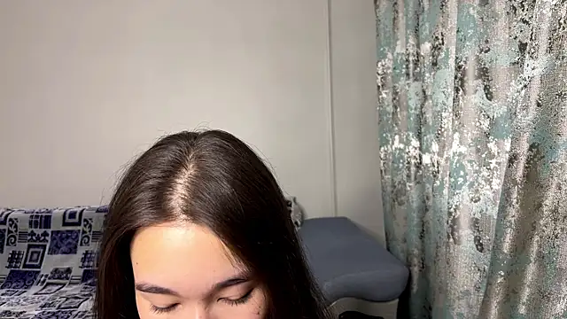 NichollePoque online show from July 16, 2026, 5:13 am