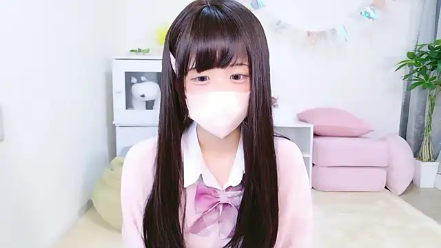 Snapshot of Uta_nyan chatting on July 13, 2026, 12:30 pm Uta nyan online show from July 13, 2026, 12:30 pm