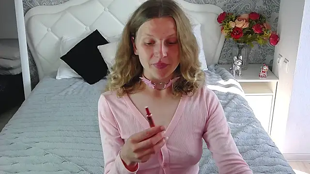 Mary Charm online show from July 23, 2026, 3:48 am