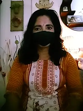 Laila-202 online show from July 28, 2026, 5:56 pm