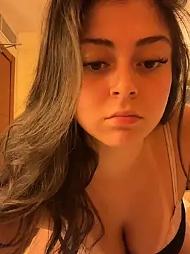 madelina08 online show from July 21, 2026, 10:56 pm