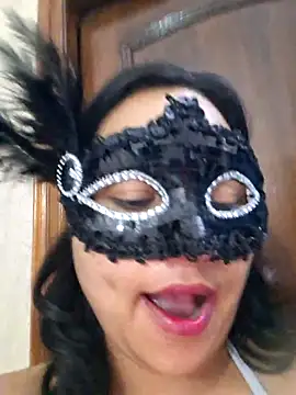 Snapshot of Luv_swara02 chatting on July 28, 2026, 7:39 pm Luv swara02 online show from July 28, 2026, 7:39 pm