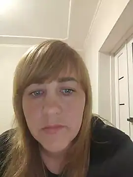 Snapshot of velvetsky323 chatting on July 22, 2026, 8:22 pm velvetsky323 online show from July 22, 2026, 8:22 pm