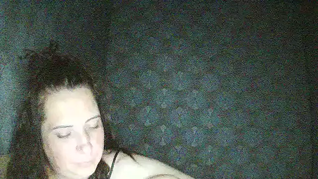 DazzlingMaddie online show from July 25, 2026, 9:23 pm