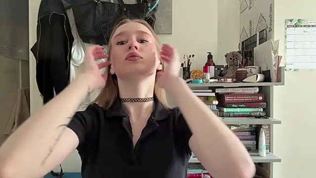 AnastaciaUltsch online show from July 20, 2026, 8:39 am
